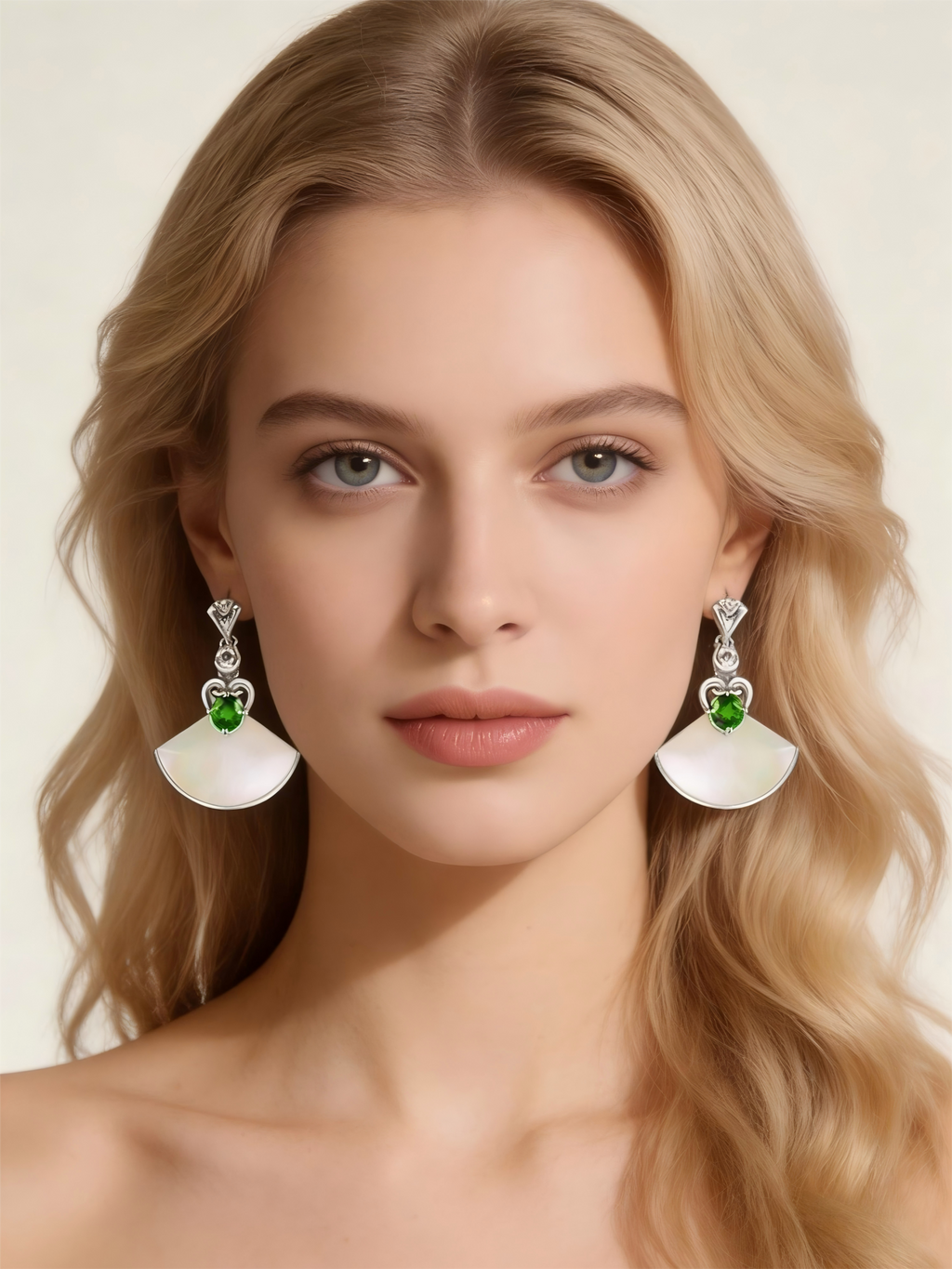 PT950 Platinum Diopside Earrings
