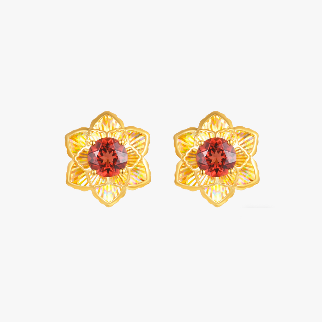 18K Yellow Gold Garnet Earrings